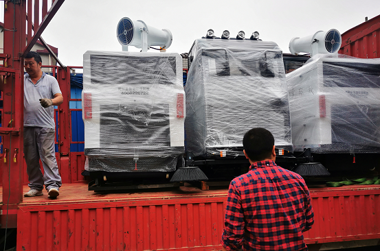 3台2000AW电动清扫车出货新疆某景区