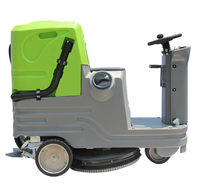 驾驶式扫地机助力环氧地面车间地面清洁