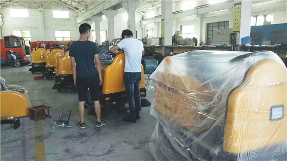 小型车间扫地机陆续出货江苏沙钢集团 小型车间扫地机陆续出货江苏沙钢集团