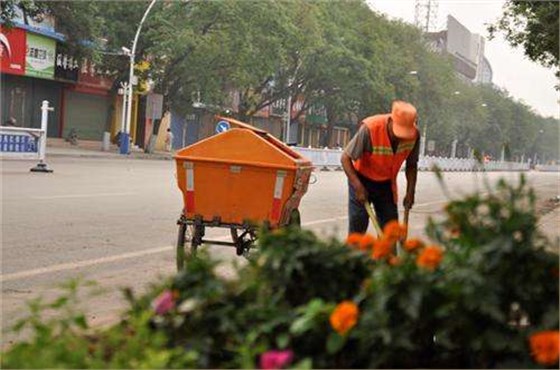 夏日力荐产品之电动挂桶垃圾车 夏日力荐产品之电动挂桶垃圾车