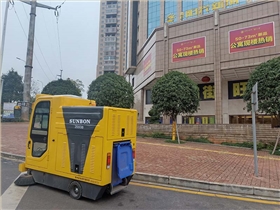 电动环卫扫地车保洁还市民一个整洁的街道 电动环卫扫地车保洁还市民一个整洁的街道