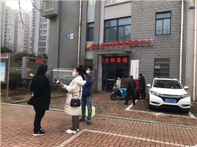高压冲洗车走进社区与物管打响一线“防疫战” 
