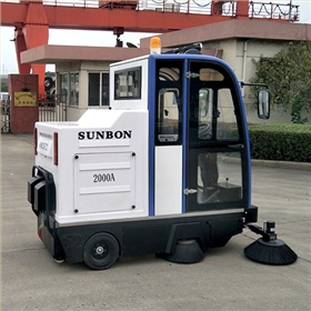 电动驾驶扫地车