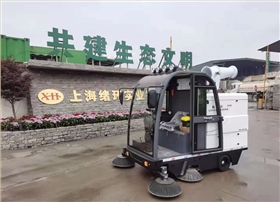 2000AW电动扫地车在上海某发展公司的应用