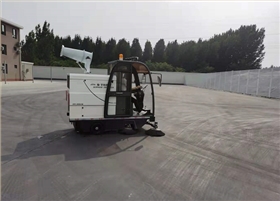 2000AW电动扫地车进驻河北霸州某矿业公司