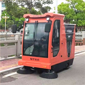 电动道路清扫车成为企业福音