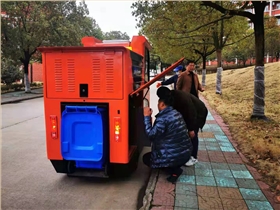 清扫车：城市清洁的隐形英雄