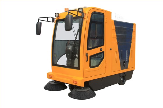 2000B型全封闭驾驶扫地车 2000B型全封闭驾驶扫地车