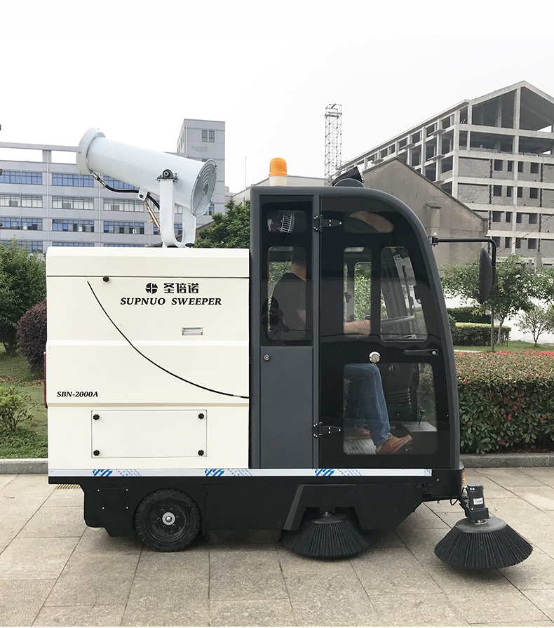 电动扫地机