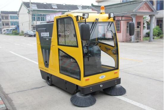 电动扫地车2000B