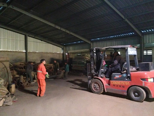 仓库扫地车助您解决仓库清扫难题 仓库扫地车助您解决仓库清扫难题
