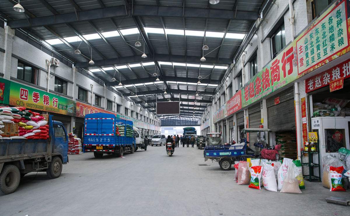 农贸批发市场能用驾驶式扫地车吗 农贸批发市场能用驾驶式扫地车吗