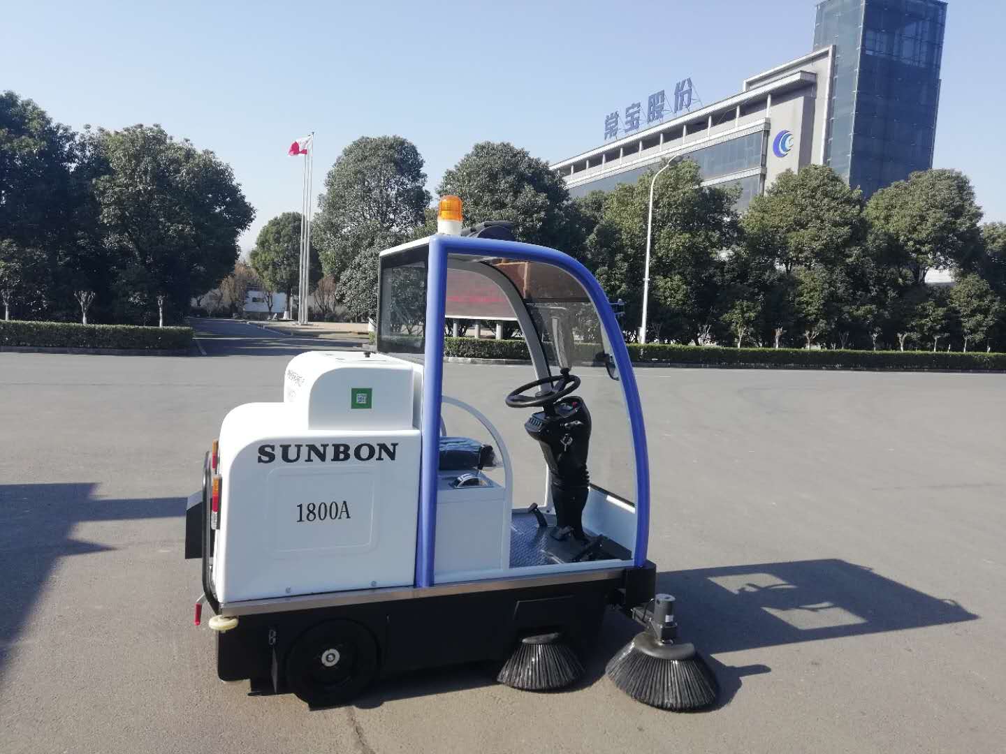 电动扫地车价格受什么因素决定 电动扫地车价格受什么因素决定