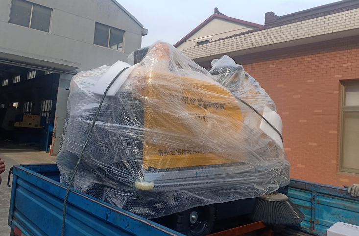 南京某精工科技多次复购电动扫地车
