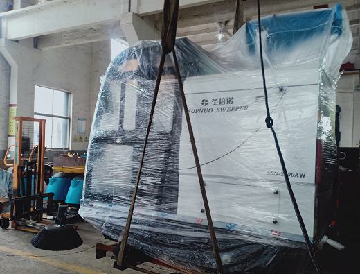 2000AW雾炮电动扫地车在镇江某彩砂厂的案例