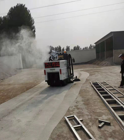 2000AW电动扫地车进驻河北霸州某矿业公司
