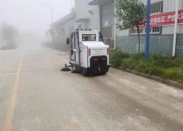 江苏扫地车哪家好