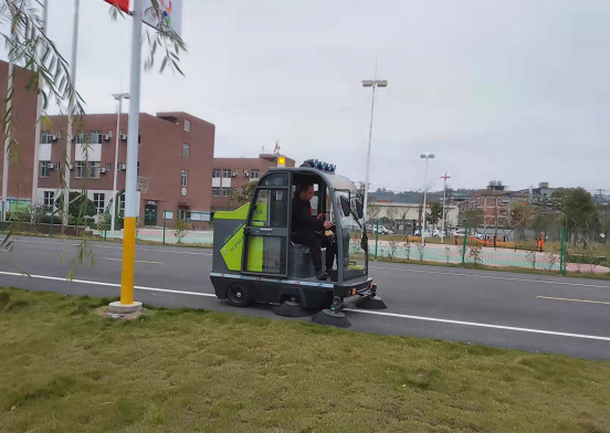 城市环卫为什么都在用电动清扫车