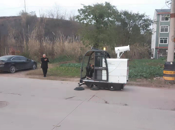 电动扫地机雾炮版扫/洗/喷/洒/雾炮功能五合一